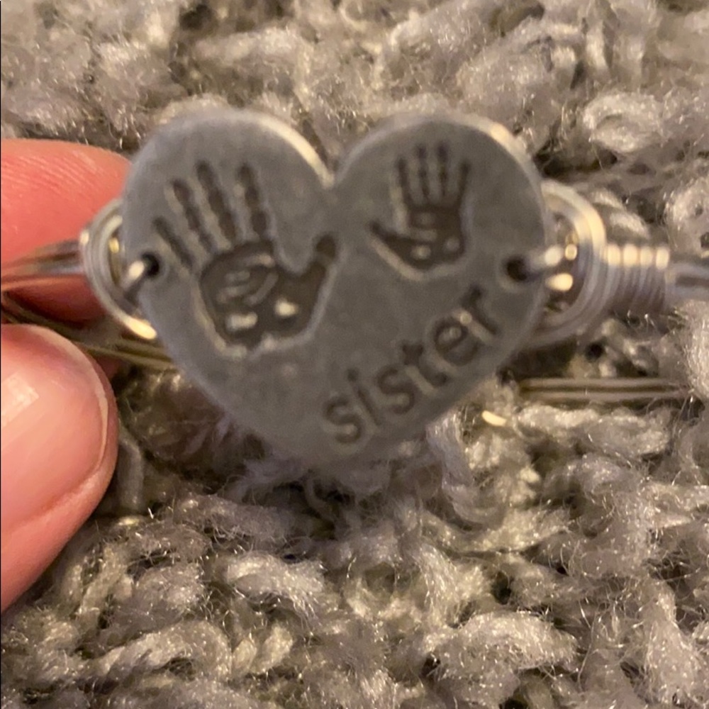Sisters bracelet